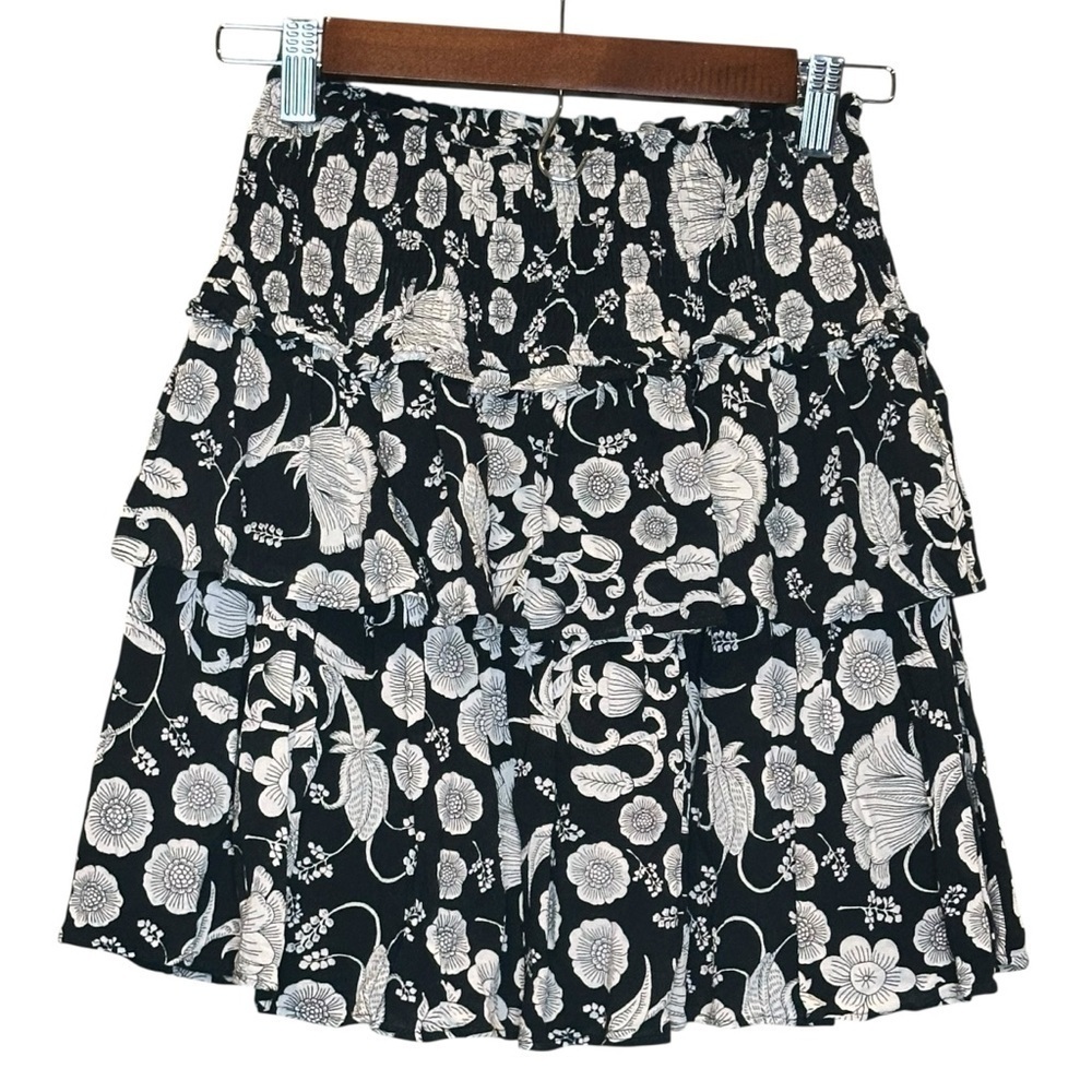 Anthropologie Black Tiered Floral Lined Mini Skirt Women’s Size XSP